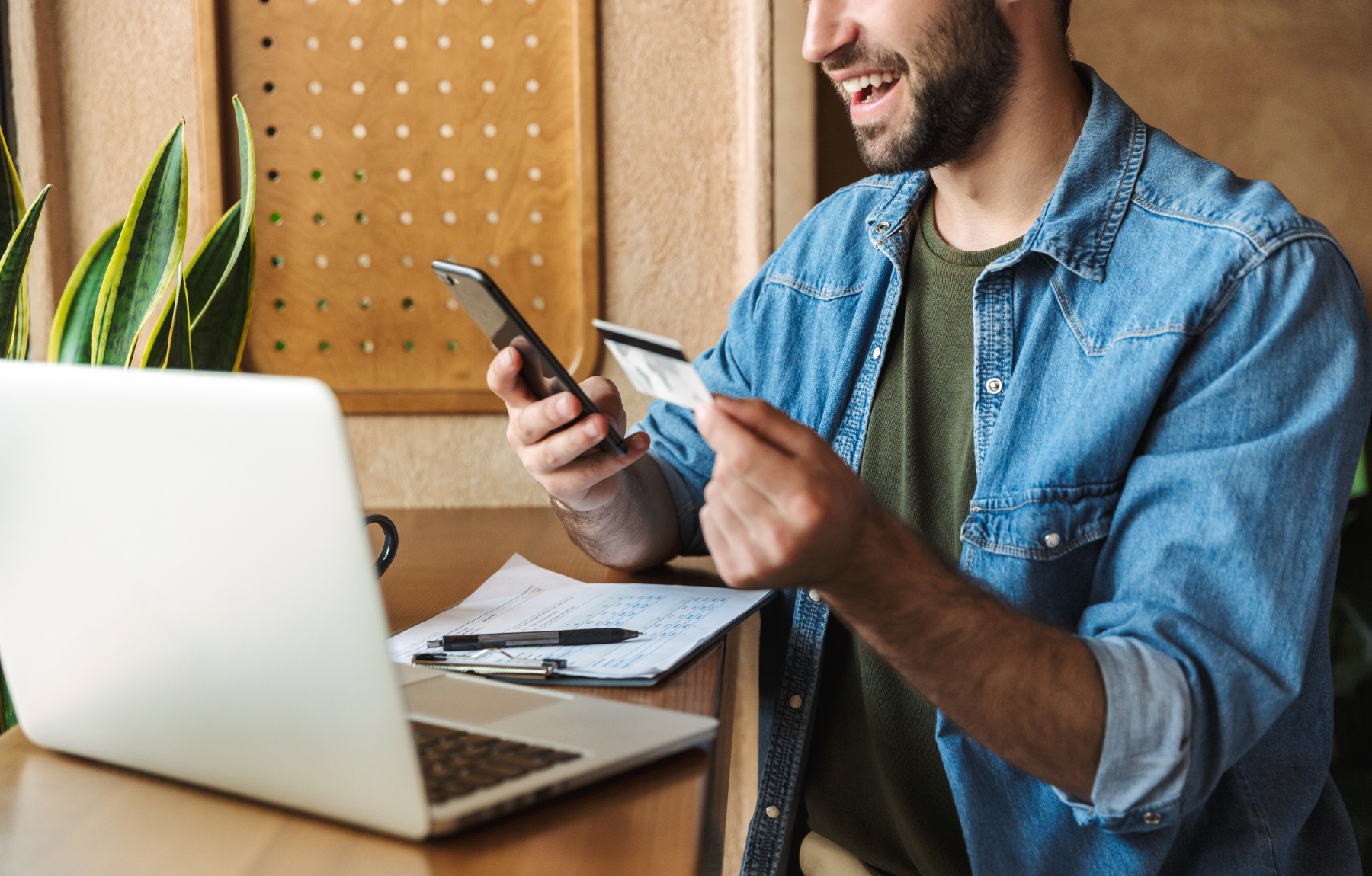 Image showing a payment being made by credit card